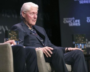 “克林顿：知道中国取代美国那一天会来，希望到时候…”