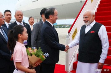 泽连斯基果然有心机：他亲自打电话，让莫迪在中国为他办一件大事